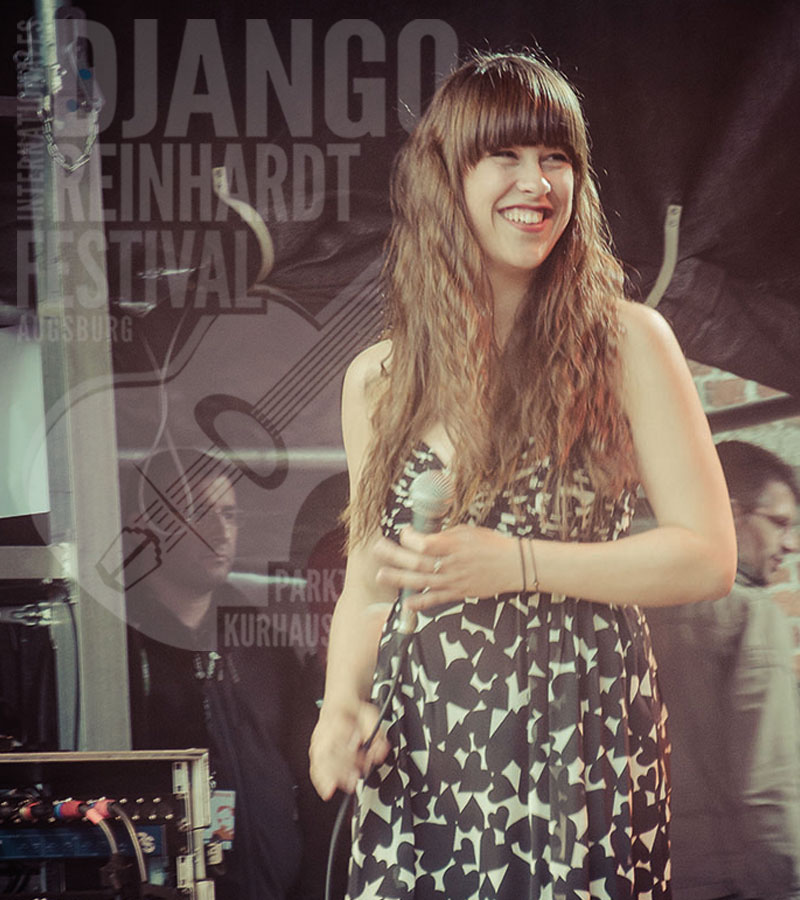 Slider-Mobil-18-Eve-Scholten