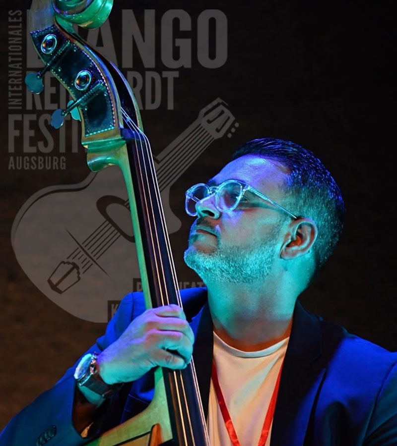 Slider-Mobil-23-Gino_Roman